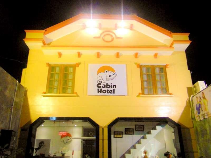 Cabin Hotel Bhayangkara Yogyakarta Exterior photo